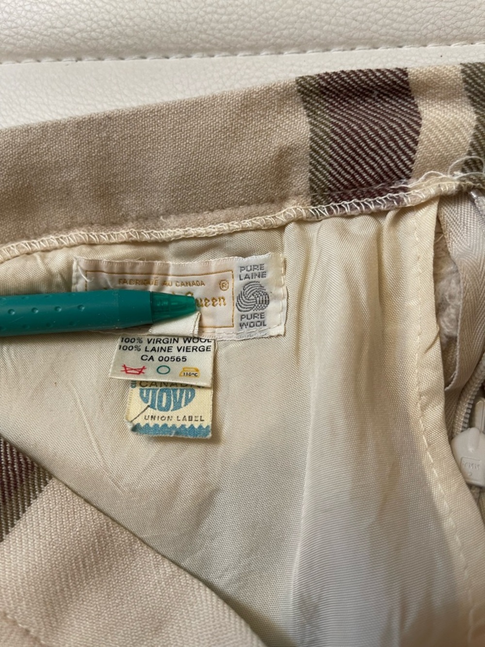 Vintage Highland Queen Virgin Wool Plaid A-Line Skirt Beige/Brown - Picture 5 of 5